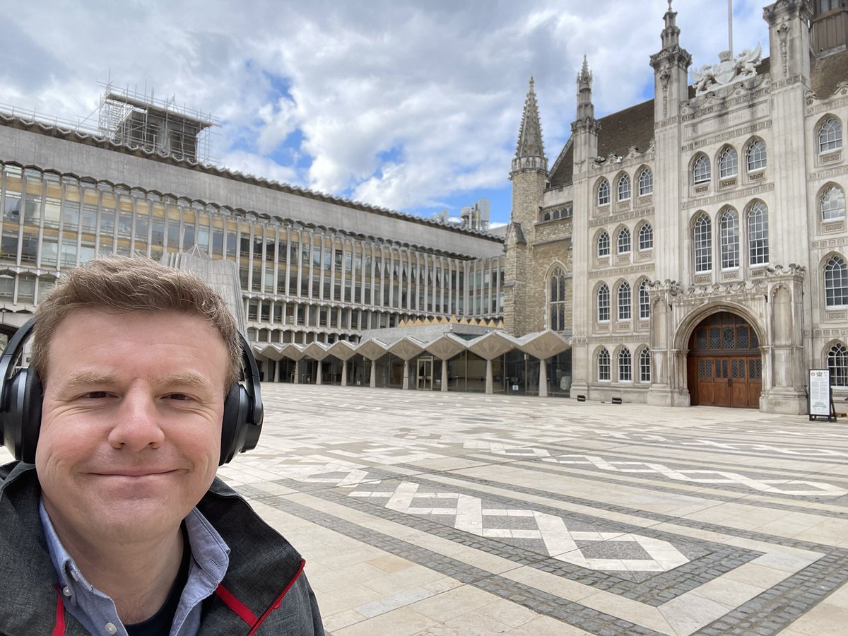 Tomorrow it’s #IFGS2022 and the start  #UKFinTechWeek. I’m very excited to see everyone there - so much so I got to #Guildhall early… and like a kid on Christmas Eve, I doubt I’ll sleep soundly tonight! @InnFin #14hourstogo…