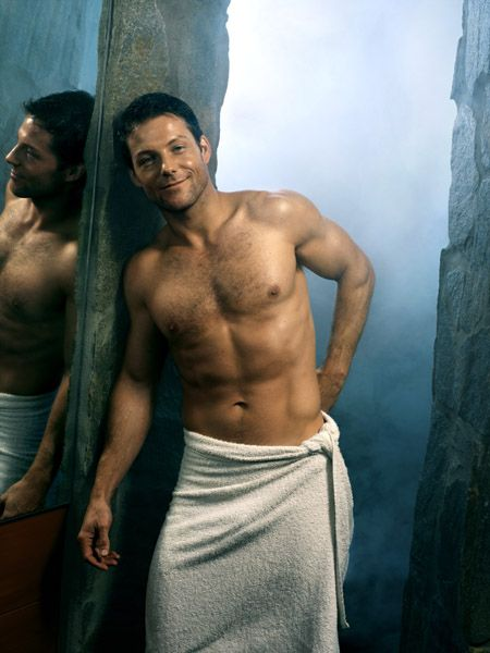 jaxbra's tweet photo. It's his birthday today. Celebrate however you see fit. 

I mean he seems pretty fit. Wait what was I saying https://t.co/o838625sEe