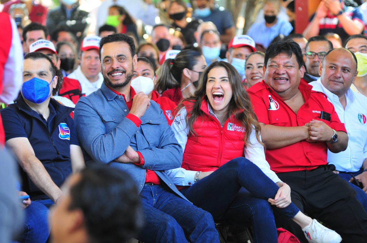 En mi tierra #Durango, acompañé a nuestro presidente <a href="/alitomorenoc/">Alejandro Moreno</a> al arranque de campaña de <a href="/EVillegasV/">Esteban Villegas V.</a>, la mejor opción de experiencia, capacidad y trabajo en beneficio de las familias duranguenses.

¡En el territorio nadie nos gana!

#ConTrabajoYValor

#DefendamosDurango