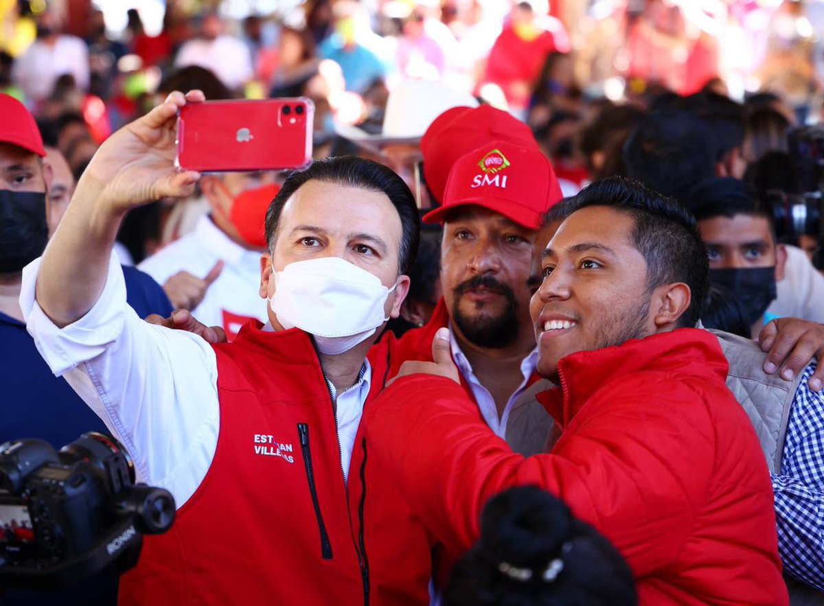 EVillegasV's tweet photo. Agradezco el recibimiento, el apoyo y cariño de este gran equipo y estructura de campaña. ¡Hoy reforzamos esta Alianza por #Durango! #DefendamosDurango #ConTrabajoYValor 💪🏻 https://t.co/ThplgCxkVL