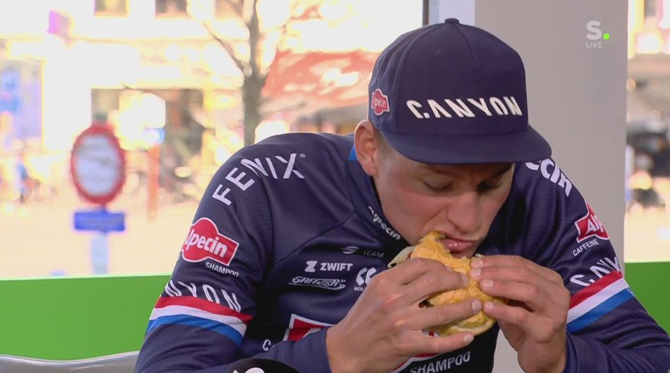 Cycling out of context (@outofcycling) on Twitter photo 