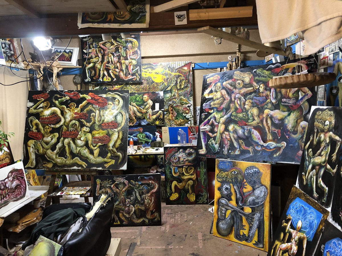N0N000's tweet photo. 家がずっと飽和状態。
100万位までの安い倉庫（もしくわ十分に広い平家）を探してます（値段と程度によるけど、ボロもよし）（山ん中問題なし）。
所は東京へのアクセス二時間以内であれば良いなぁなんて思って探してます。もしアテがあれば教えてください。協力お願い致します。🙇‍♀️ https://t.co/Au338hqYNp