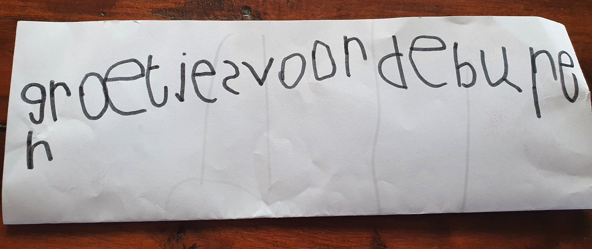 Annemoon2014's tweet photo. Zondagse post in de brievenbus.  😊 https://t.co/1ay8pGFP55