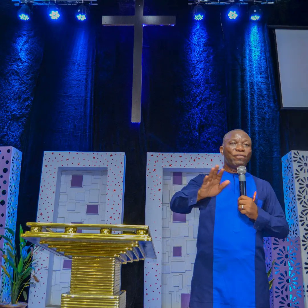 wlbc_phcity's tweet photo. Photohighlights of the Prophetic Declaration Service with Pastor Ezeifedi Cyracus.
#PropheticSunday #wlbc_phcity #CommandingtheMonth https://t.co/1tyLxokIpu