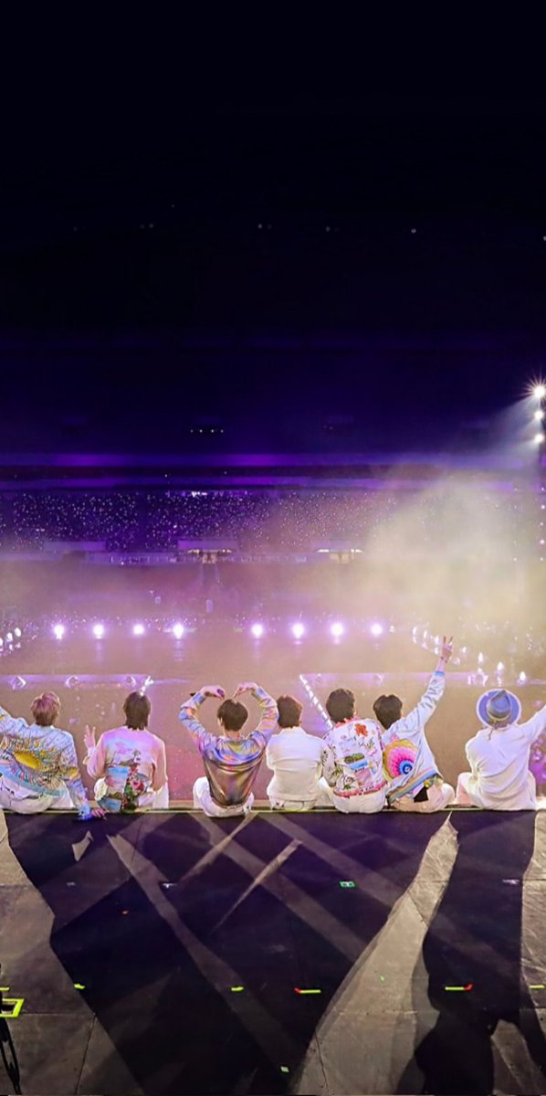 and_versace's tweet photo. Not me about to be in legal troubles, mental health gone, heart broken, extremely tired BUT I CANNOT KILL MYSELF or even avoiding the nerves of the grannies and BTS. No matter what happens today. ARMY IS PROUD OF YOU 💜💜💜 have fun!!! #bts #BTSGrammy https://t.co/Qy5aICUN4h