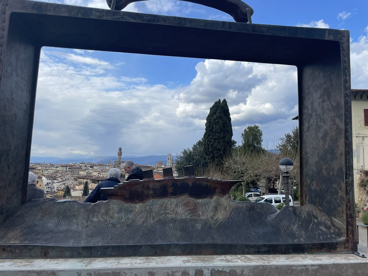 IssyX88's tweet image. Florencia