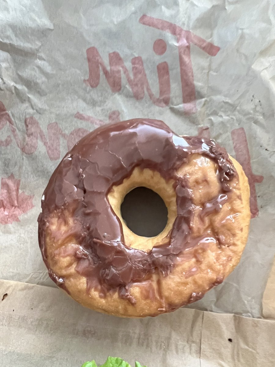 hojo1979's tweet photo. This is my what annoys me the most about @TimHortons. Every time. Get’s stuck on top of the bag. Ugggghhhh. https://t.co/EVhFBgE0mx