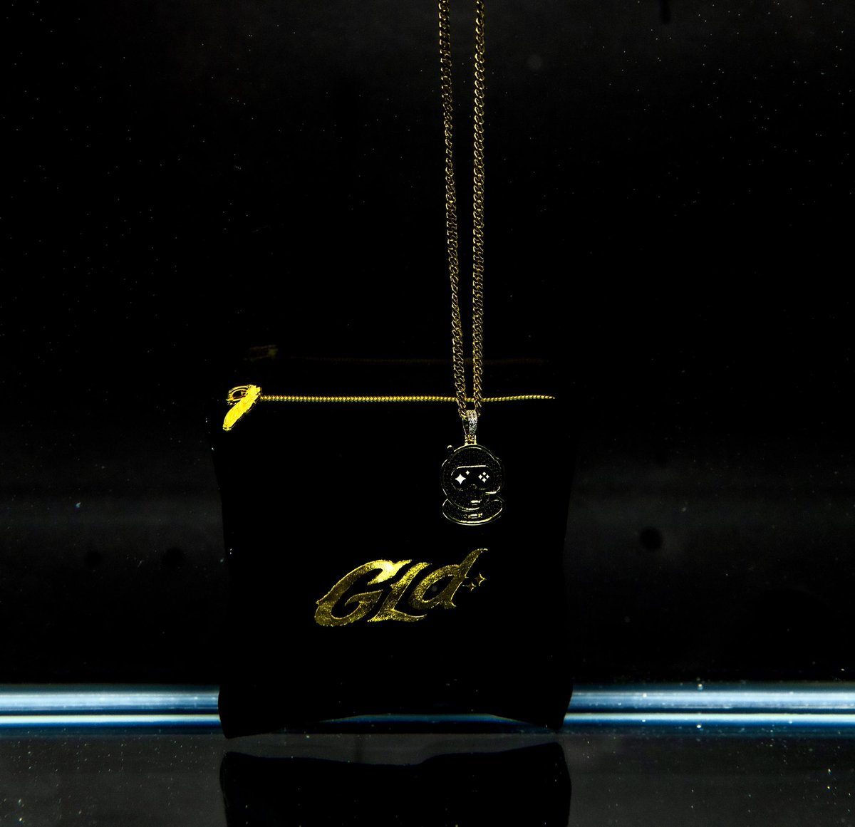 LAST CHANCE 👀

Sign up to the VIP list for our SSG x GLD pendants and you could win one on release! 

🟡 thegldshop.com/pages/spacesta…