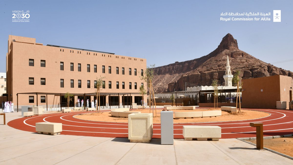 RCU_SA's tweet photo. لرفع قدرات وكفاءة قادة المستقبل من أبناء وبنات الوطن في #العلا، نفتتح مدرسة الفارس العالمية، لنتخذ خطوة مهمة نحو تحقيق استراتيجيتنا لتطوير التعليم الشاملة في المحافظة. https://t.co/MWOUVxsytu