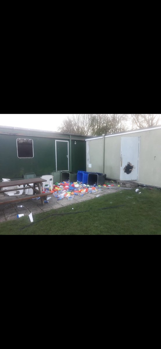 mikalev83's tweet photo. Grassroots is hard enough as it is, pointless vandalism #grassroots #football #vandalism #pointless https://t.co/wDPmduF7UQ