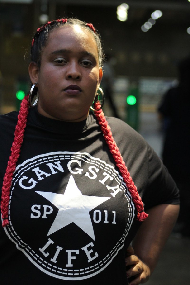 plussizegabi's tweet image. Ensaio para #Gangstarlife712 nas ruas movimentadas de #BSB juntamente com as modelos Núbia Malta e Adriana de Castro.
Fotógrafo Dino Monteiro da Db produções.
#modelosplussize 
#RT 
#SP