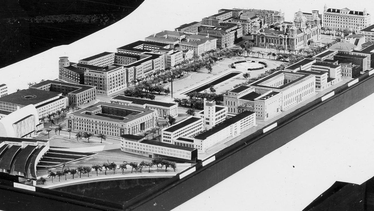 JamesEHennessey's tweet photo. Amazing "Model for an Improved Belfast City Centre", 1943 via #nmni. Can you imagine? https://t.co/mZwX70tixq