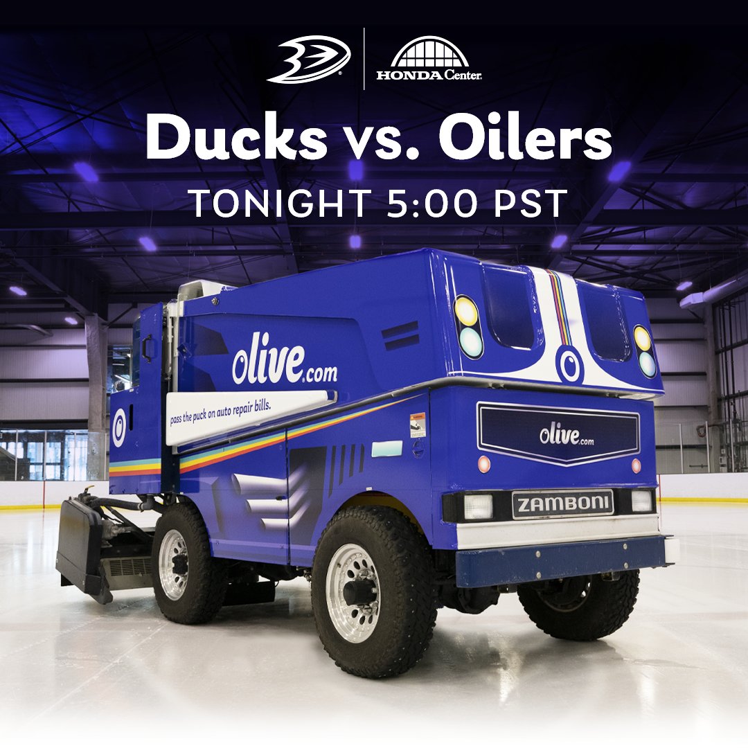 olivecoverage's tweet photo. It's game day! Get ready to watch the @AnaheimDucks take on the @EdmontonOilers tonight at 5 pm PST!๐คฉ
We're excited to watch the Ducks back in their home rink, @HondaCenter!๐
#olivecoverage #AnaheimDucks #FlyTogether https://t.co/p1UIAJ2nbA