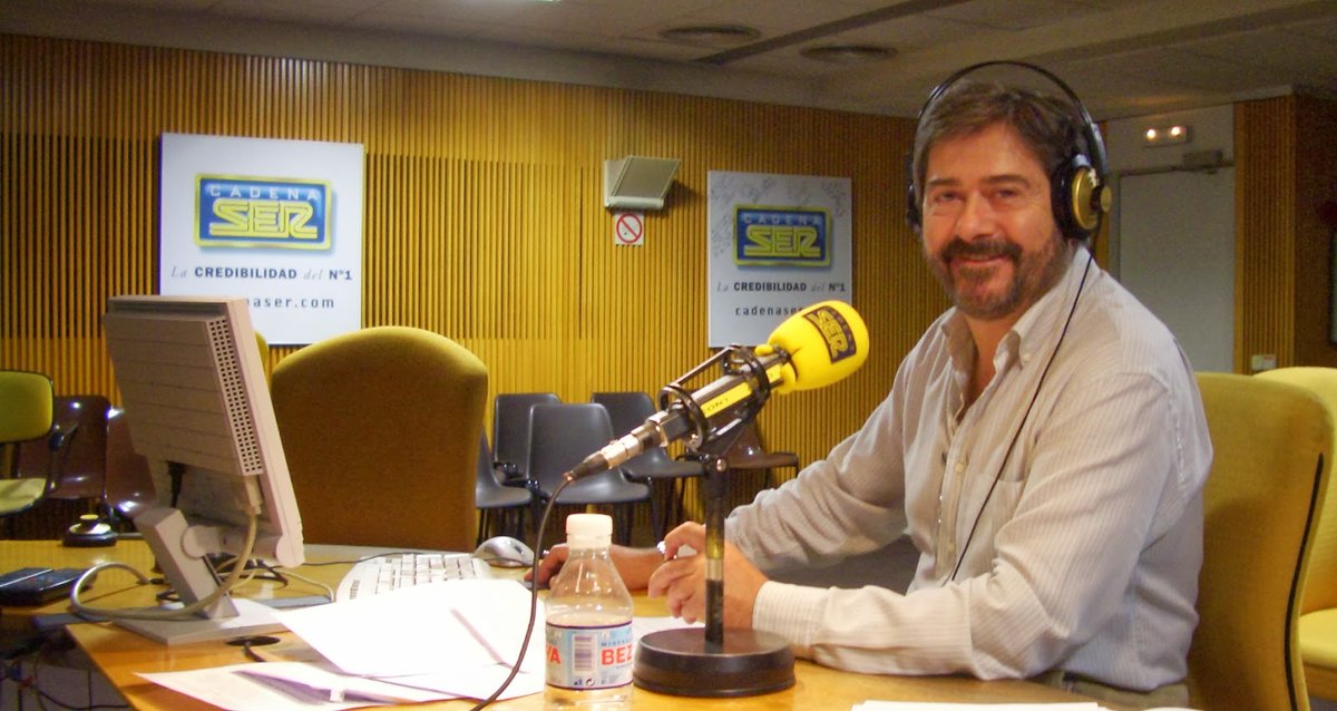 gzumeta's tweet photo. 👉👉Empieza a Semana #JoséLuisArriaza en mi web
⏯️“Yo estoy en la #Radio por Joaquín Prat”
✔️Retrato de una máquina de hacer radio
⏯️“A mí me dijeron al principio que me dedicara otra cosa, que la radio no era lo mío”
🟪#Gorkast
🔴https://t.co/7a7TPhhQ1a https://t.co/yiNjYoF9HB