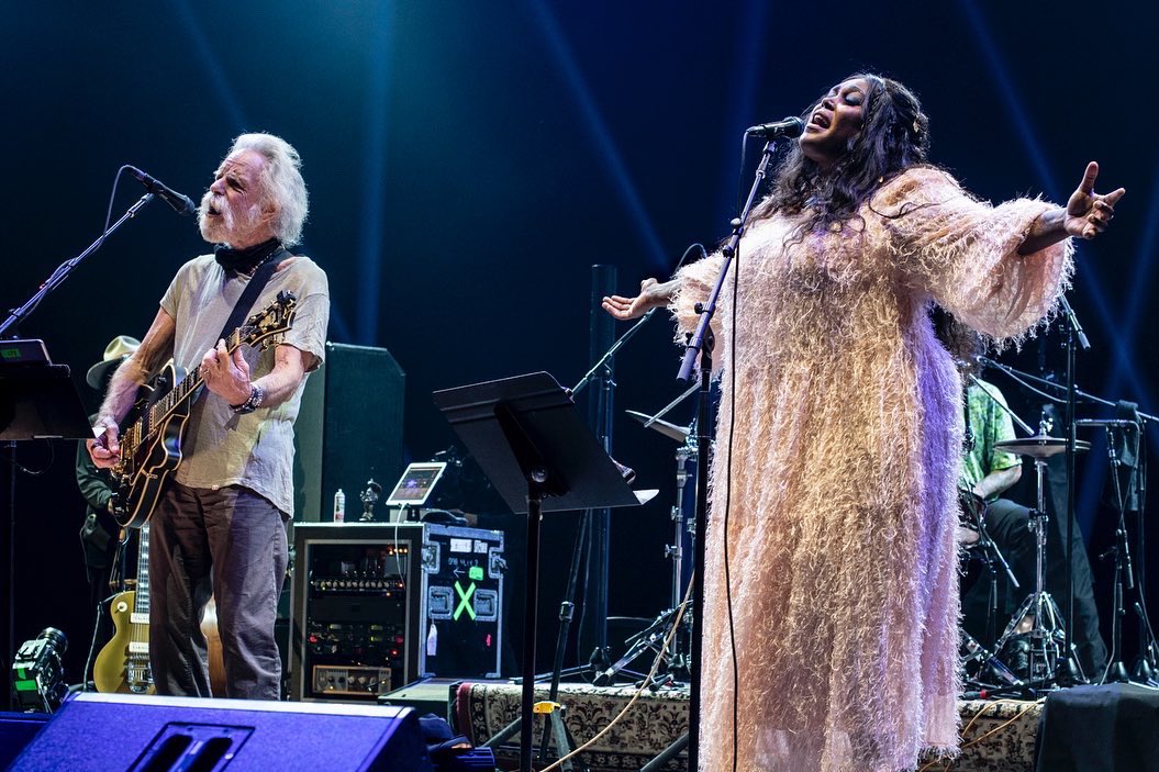 BobWeir's tweet photo. Let there be songs to fill the air! Thank you @TTChilders, @RonCarterBass, &amp; @BrittNicX for joining us for what was a perfect evening of music. 

The 50th Anniversary of ‘Ace’ celebration continues tonight! Get tickets and stream live: https://t.co/mh0Lolrhxf.

📸: @JayBlakesberg https://t.co/5Vk3dTrpJx