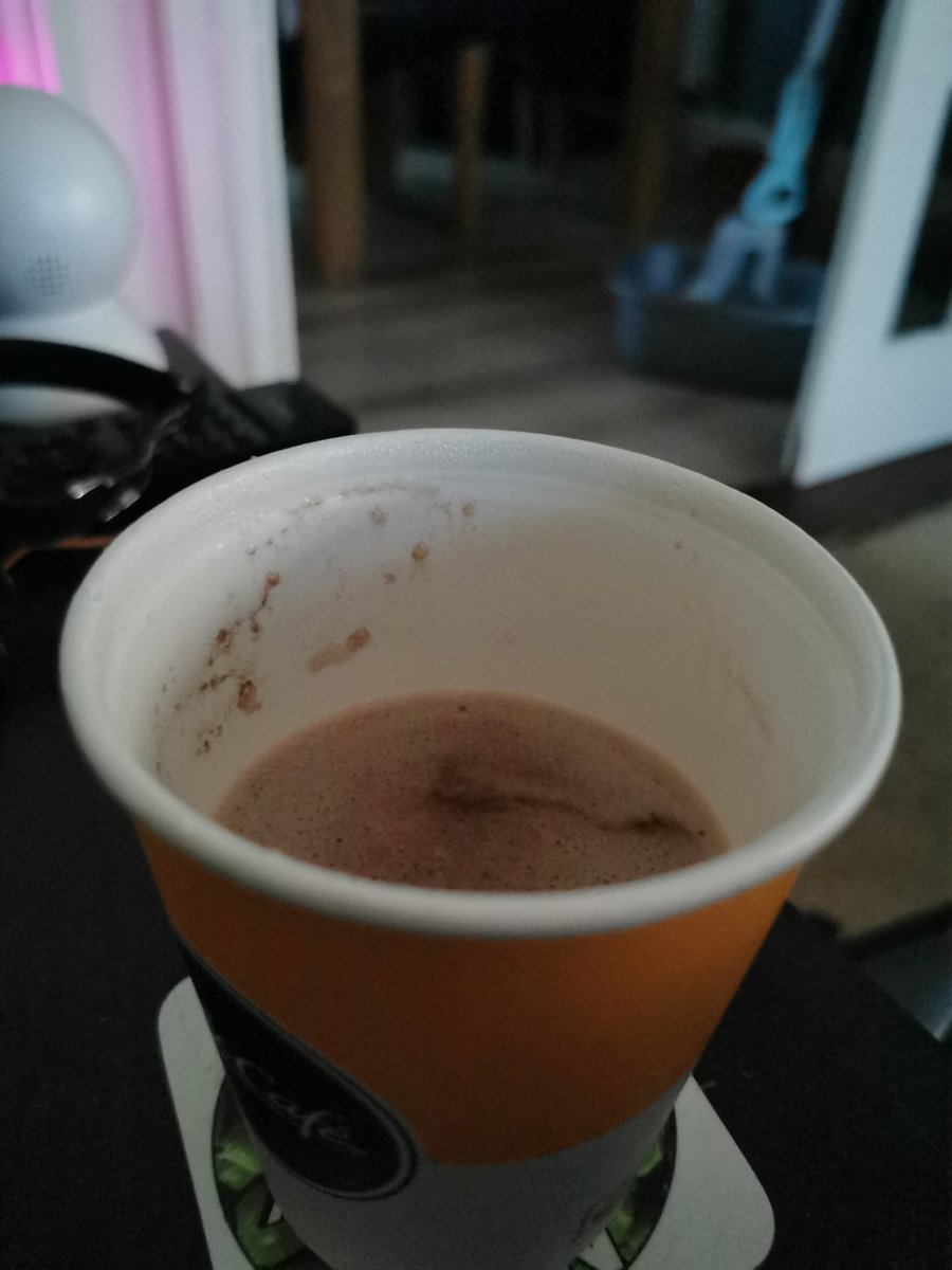 shauney_r's tweet photo. @McDonaldsUK are you rationing hot chocolate at the moment? Half full cup x 2 just now. https://t.co/46FZ9kVwuC