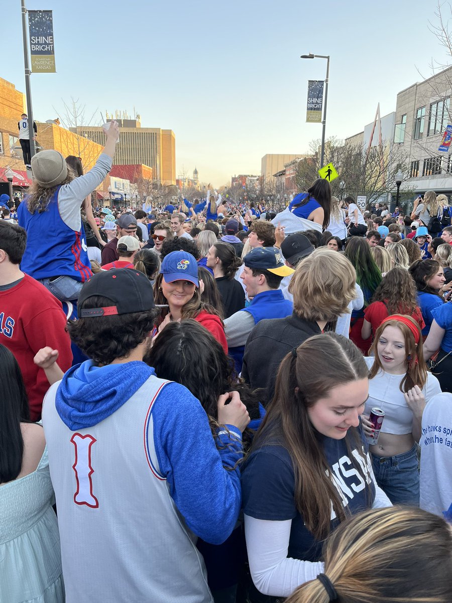 It's a challenge to estimate crowd size, but at the peak of the celebration Saturday, between four and five blocks were filled with KU fans. Based on that, we estimate that 15,000 to 20,000 people were on Mass Street after the Final Four win. Thank you for a safe and fun night!