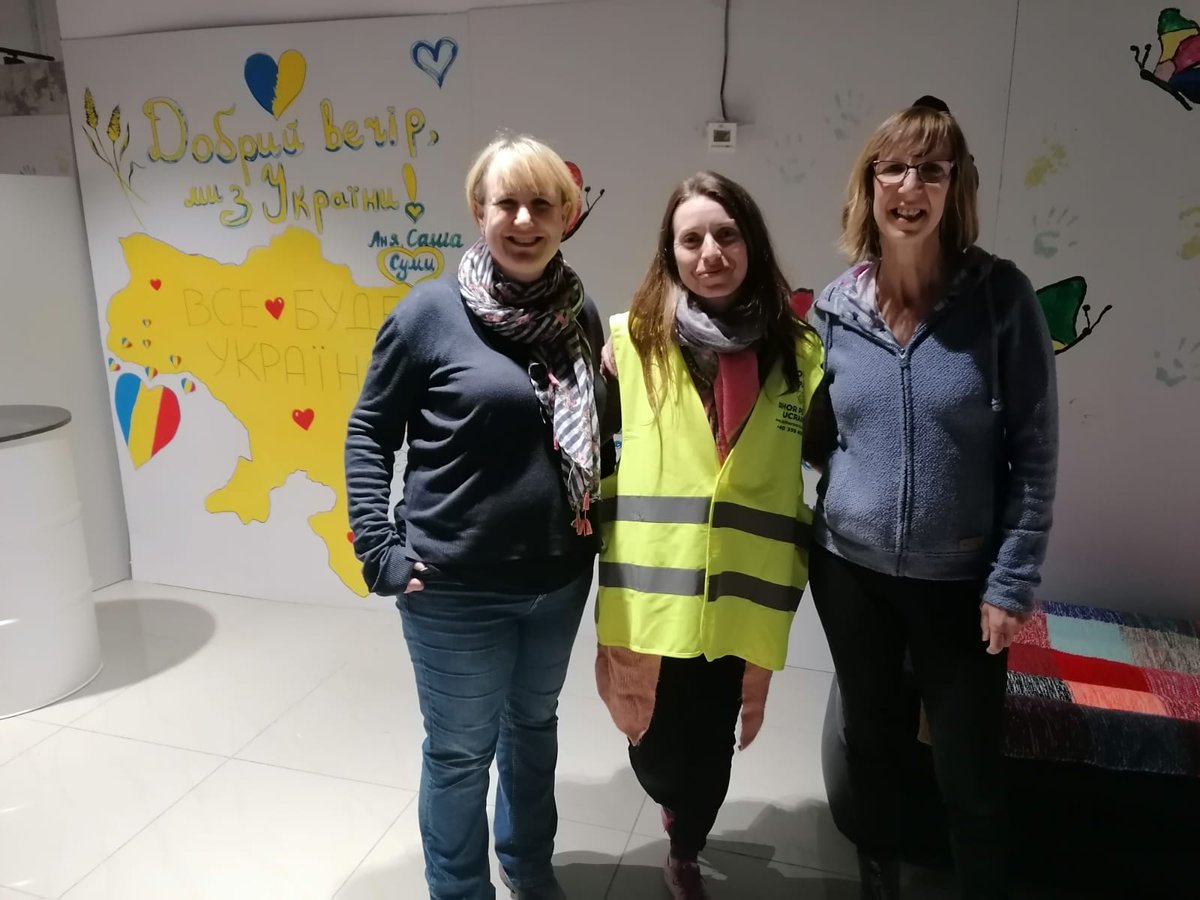 MeltonRotaryEnt's tweet photo. 🇺🇦 We're incredibly proud of Kerry and Andrea who are now in Romania, working with Ability Unlocked to transport disabled children and their families to safety.
We're continuing to asking for donations, so that we can help as many families as possible: https://t.co/NbfekRJMeP 🇺🇦 https://t.co/4ivoFSLGbm