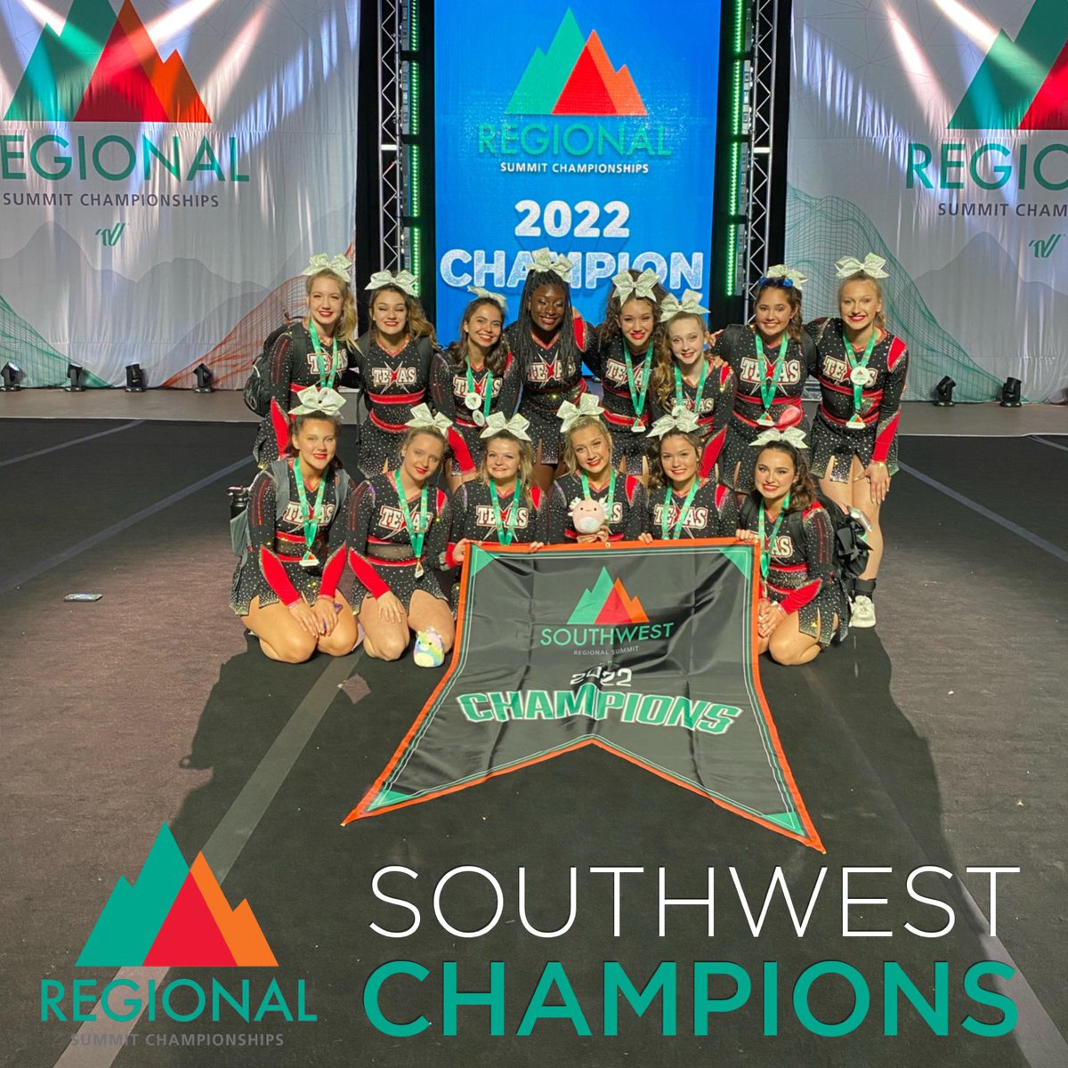 VarsityAllStar's tweet photo. Congratulations to our Champions at The Southwest Regional Summit! 🎉 #TheRegionalSummit22 https://t.co/dviABlzqEM
