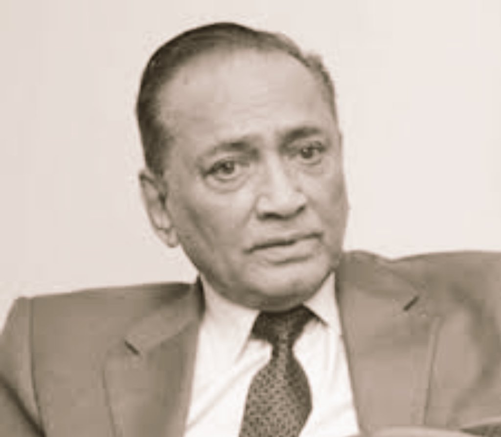 HurryYash's tweet photo. Rest In Peace Yousuf Mohamed S.C. (G.O.S.K)
My sincere condolences to Shakeel Mohamed  and the Mohamed family .....

#Mauritius 
#RIP https://t.co/aIRETIUPw7