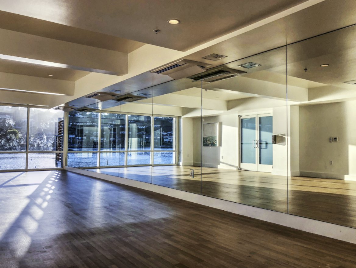 CoveAtTiburon's tweet photo. When's the last time you joined your neighbors and friends in the Sunset Fitness Studio for a workout? #TheCoveLife https://t.co/h1L4cJheBO