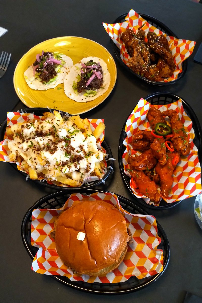 SKCwitter's tweet photo. Shout out to this week's #BrumHour #Foodie #FoodPorn #BrumIndependent @ChanceCounters #Digbeth who kept us well fed and entertained!ย ๐ค
The #GarlicBreadLoadedFries ๐คค
#Eat #Drink #Play #Repeat!
@BrumHour @IndependentBham ๐
@visit_bham #VisitDigbeth
@custardfactory @indigbeth https://t.co/ttBAGPPPDN