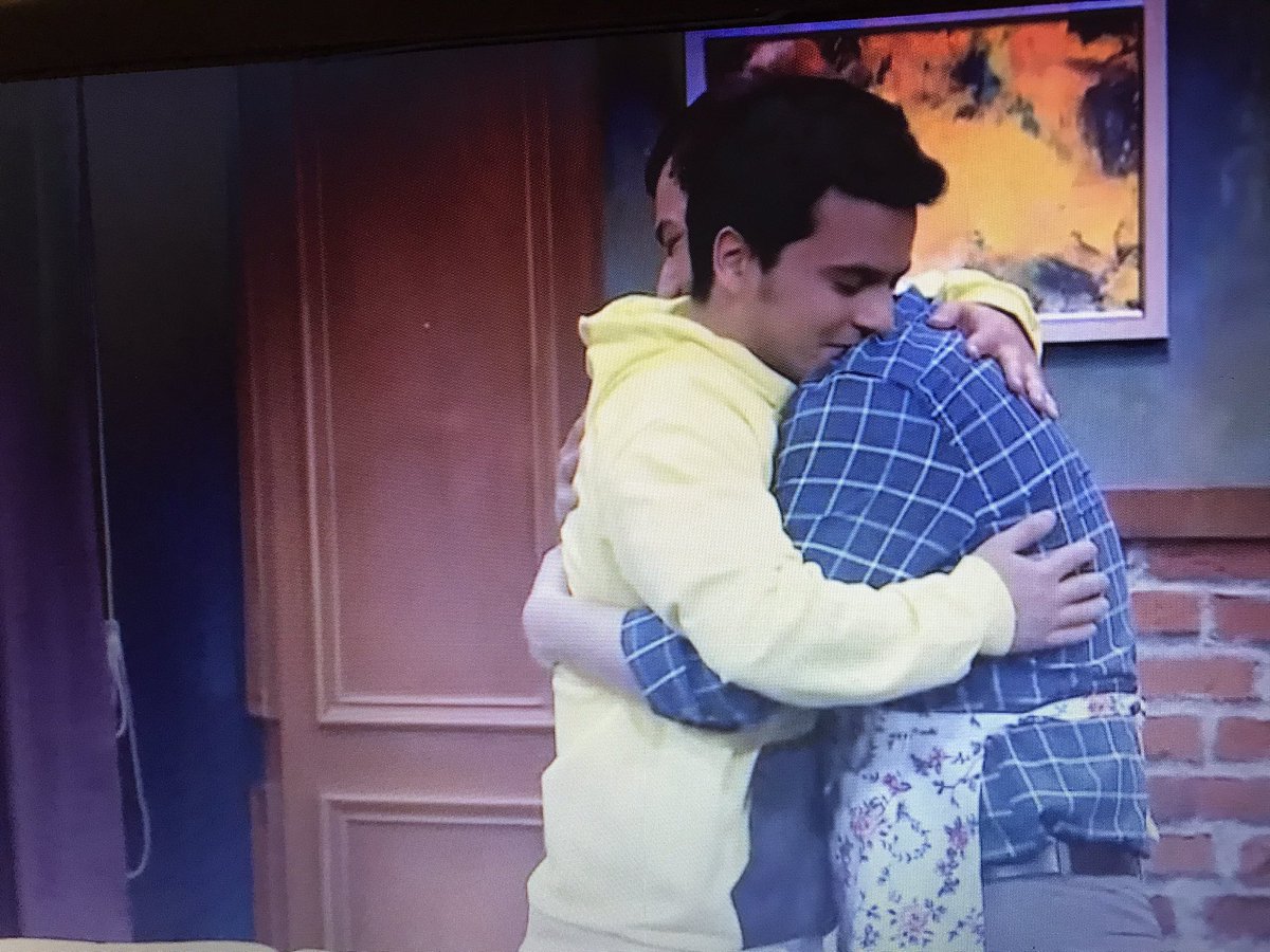 namelesscat28's tweet photo. ArCen show izledik🥺💚
#ÇokGüzelHareketler2 https://t.co/BbIqlwnfhR