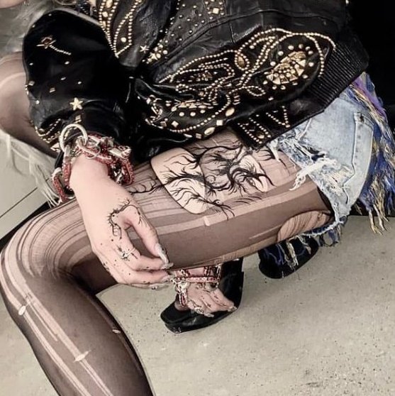 jiwooarchive's tweet photo. details of jeon jiwoo✨she was insane for this https://t.co/uPQUhwByd3