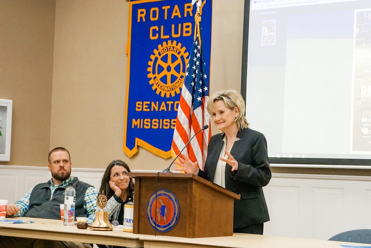 Great to end the week visiting <a href="/TateCountyEDF/">Tate County EDF</a> and the Senatobia Rotary Club. I will continue to work to support economic development projects for growing Northwest MS. Thanks for all you do for our great state!