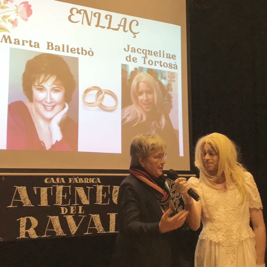 atzagaia's tweet photo. Moltes gràcies per omplir de gom a gom l'acte d'homenatge a la cineasta Marta Balletbò.
I moltes gràcies a l'@AteneudelRaval per acollir-nos a la seva fantàstica sala de cinema.
Vam gaudir molt amb el casament, la projecció de 'Costa Brava' i el cinefòrum. https://t.co/AeFjuv68p2