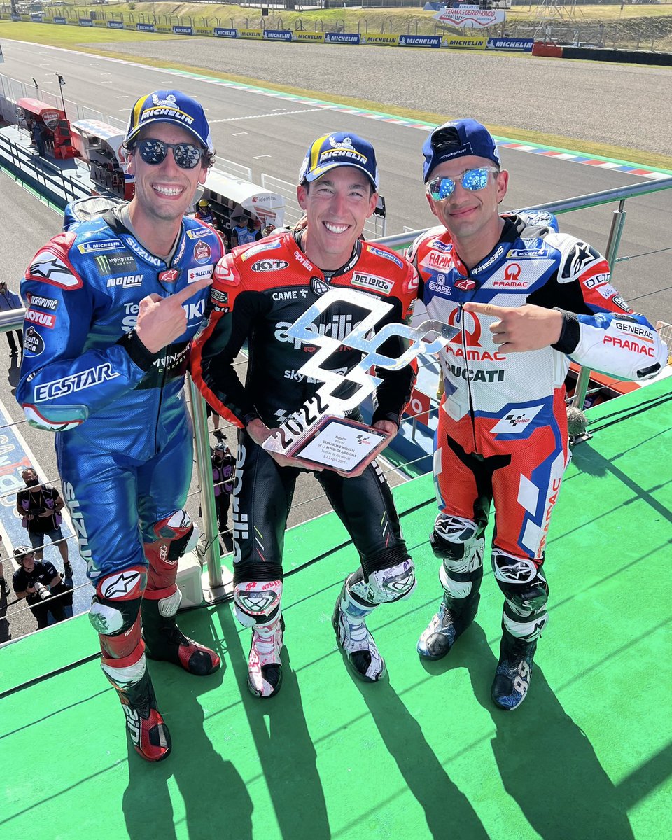 MotoGP's tweet photo. Your #ArgentinaGP 🇦🇷 heroes 🤩 

🥇 @AleixEspargaro 
🥈 @88jorgemartin  
🥉 @Rins42 

#MotoGP https://t.co/DrvQL6l4GO