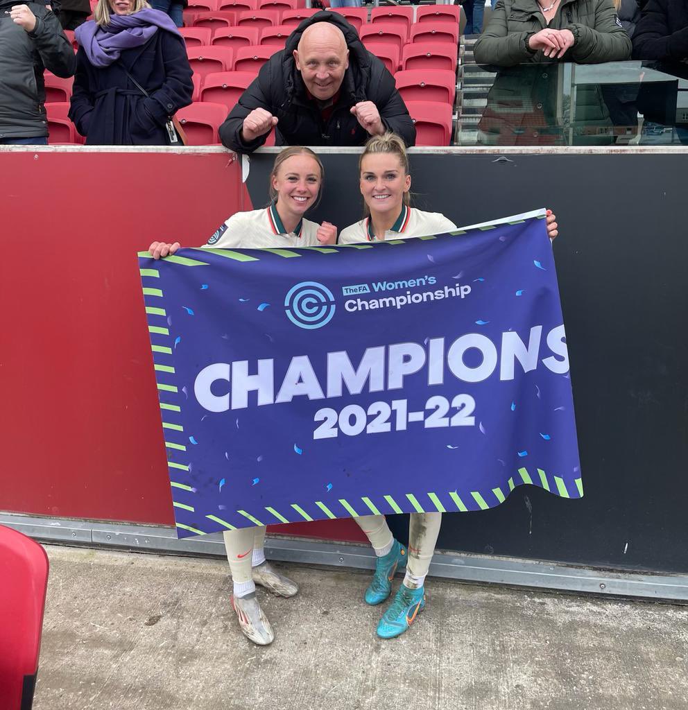 MelissaLawley_'s tweet photo. GEEEEEEEEET IN THERE ❤️🏆 https://t.co/X5gykBN0KD