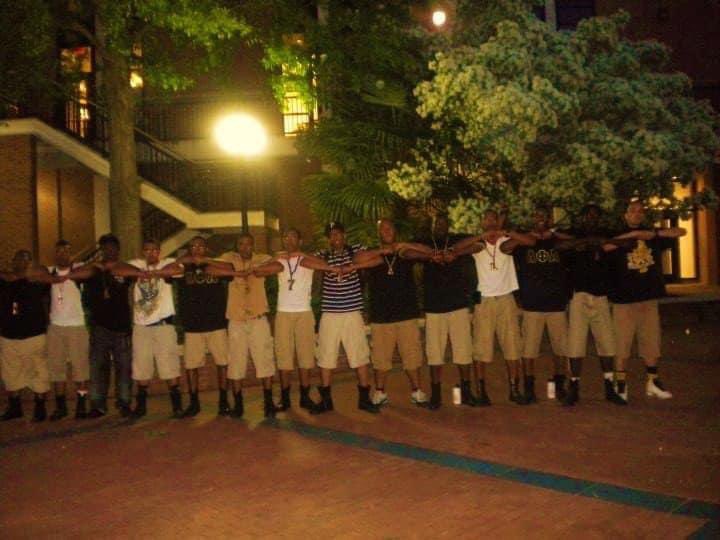 DrBrandonRoss's tweet photo. Happy 12th Alphaversary to my LB’s the 14 LEGENDS 🤙🏿
#ΑΦΑ
#ΘΝ
#14LEGENDS
#Alphaversary https://t.co/ZBk9IIlvOL