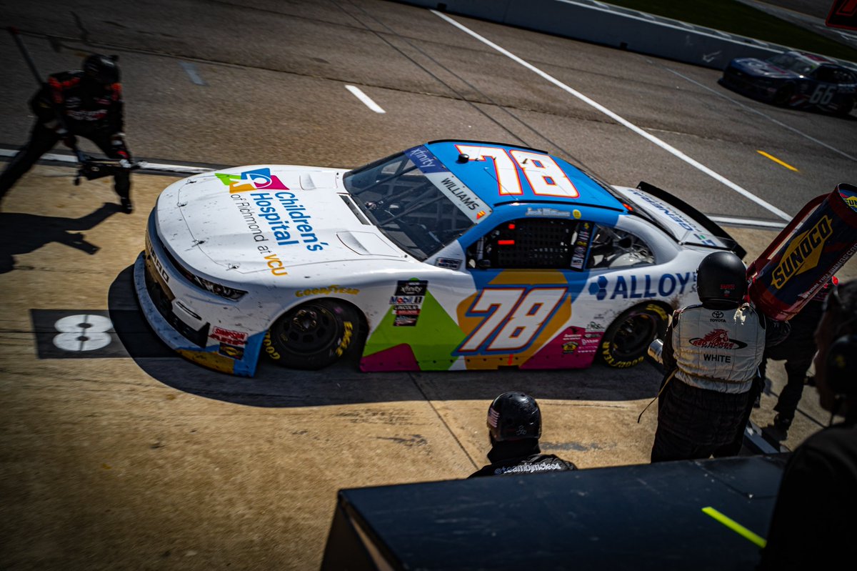 ZgPhotographyNC's tweet photo. @RichmondRaceway is always fun to visit; here’s a few from the @NASCAR_Xfinity race! https://t.co/nuSNaVsmrU