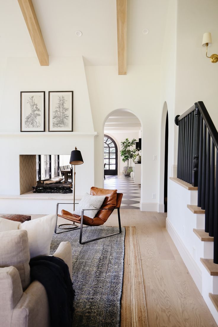 NteriorDsign's tweet photo. When modern meets classic #interiordesign #transitionaldesign #interiors #homes https://t.co/DYT2mA8YYB