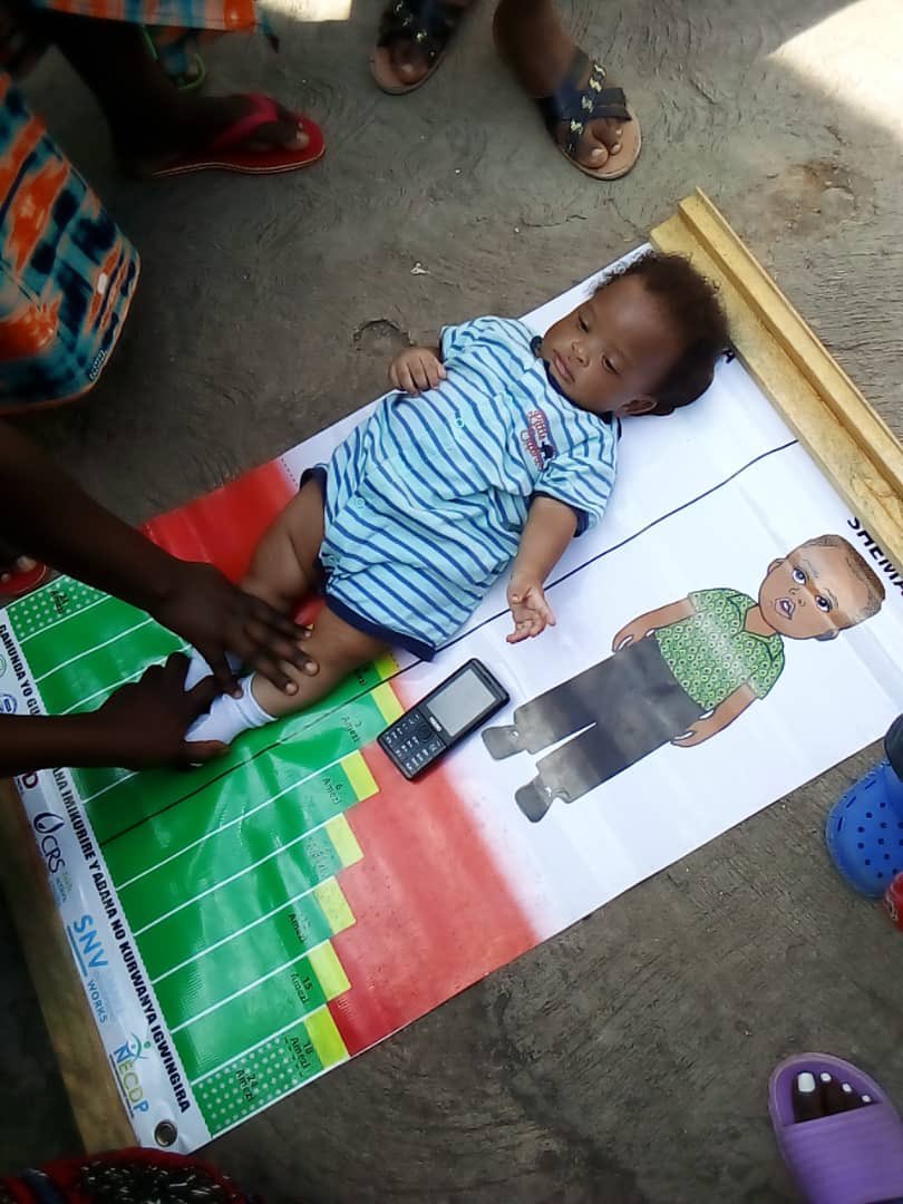 MuhimaRwanda's tweet photo. Ubukangurambaga bwa #ZeroStuntingVillage burakomeje-Uyu munsi mu midugudu ya #Ingoro na #Indamutsa muri @Teterocell habayeho gutegura indyo yuzuye no gupima abana. @RwandaLocalGov @CityofKigali @Nyarugenge https://t.co/Le9nGJEwsz