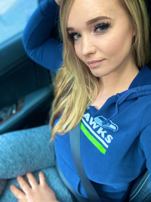 Is it football season yet!? 💙💚 https://t.co/m7Prhne9SR<a href="/tag/gohawks"class="tags"><span>#gohawks</span></a>