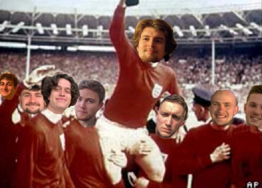 torbayrangers's tweet photo. That's it.

That's the tweet. 

#UTFR #Champions 💛🖤 https://t.co/Uq77f2A0Dk