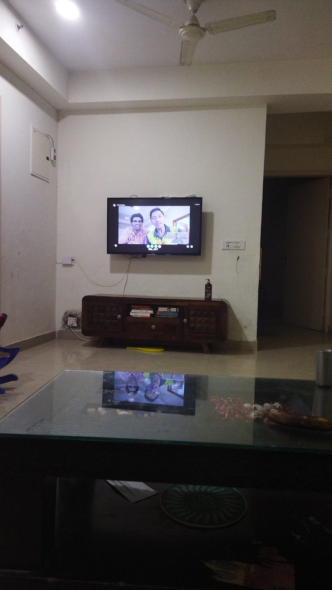 ManjitMky's tweet photo. @Me15Pratham @legytambe @shreyastalpade1 @IAmSudipTewari Watching your life journey.. Awesome movie sir.. https://t.co/zi105c5BwI