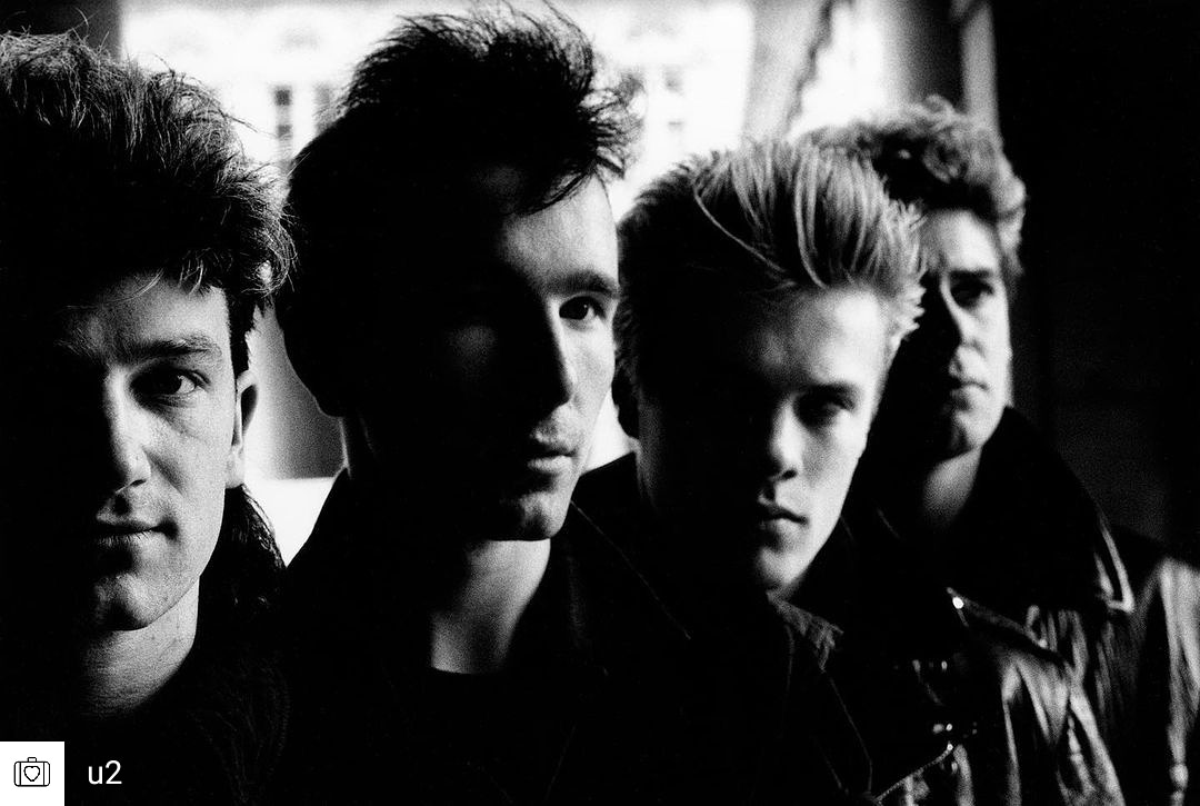 daniDpVox's tweet photo. #OnThisDay April 3rd, 1983 
#U2 filmed the video for #TwoHeartsBeatAsOne, directed by #MeiertAvis, in #Paris. 
In the French capital #AntonCorbijn held a photo session with the band and with a very young #PeterRowen

Photo © #AntonCorbijn #U2NewsIT #U2History @U2 https://t.co/rqtQXjSUHA