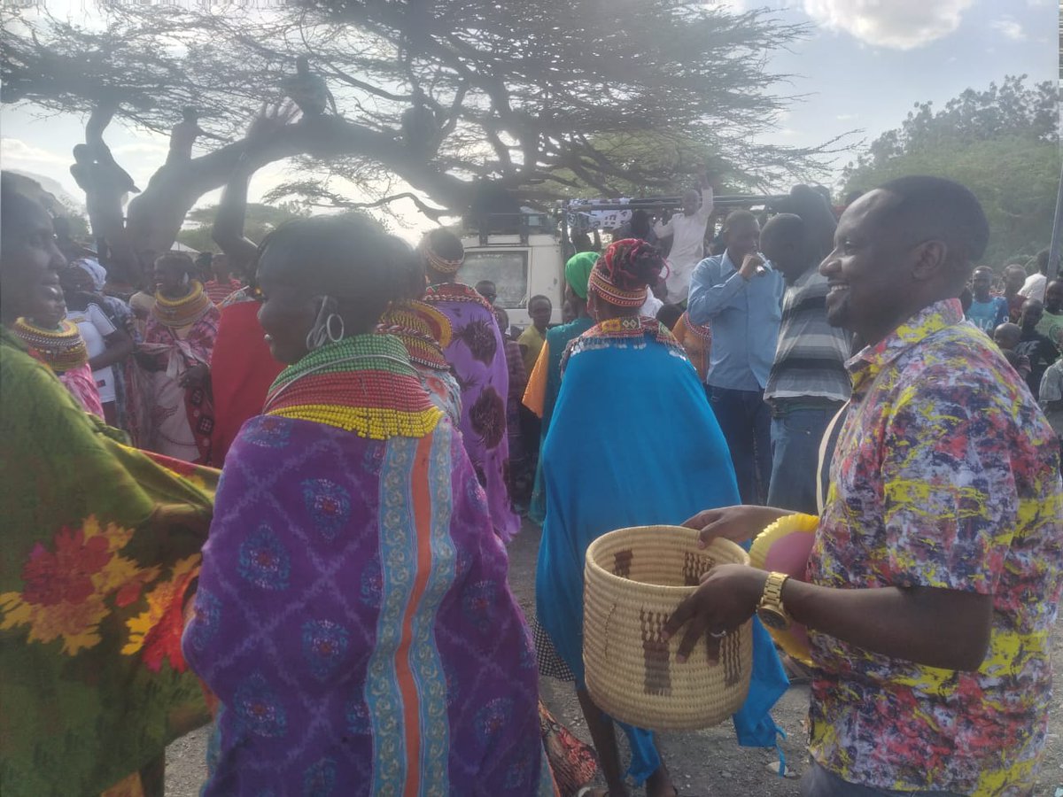 AbdubaTume's tweet photo. Loiyangalani is locked! Thank you for the kindness, support and warmth you have shown us over the weekend! ❤️ It will be an honour to earn your vote &amp; serve as your next Woman Representative, Marsabit County. #TumtumeTumeBungeni https://t.co/kH7fM3TMMR