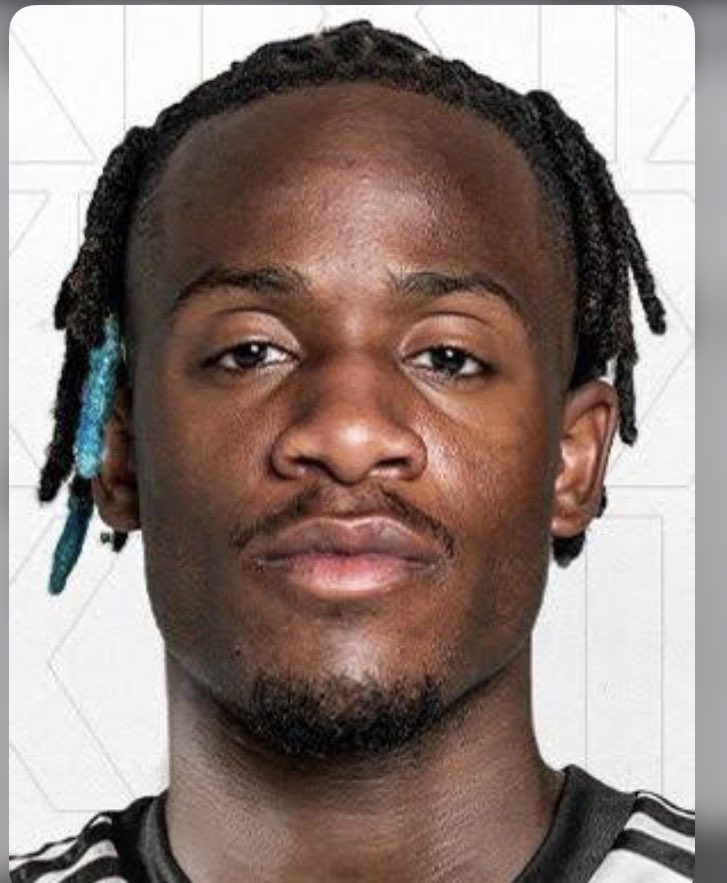 Siyahisolkanat's tweet photo. Geldiğinden beri kaçırdığın gollerle hepimizi kanser ettin. Maçın en önemli dakikasından penaltı kaçırdın. Bizde Kredin çoktan bitti Batshuayi. GO HOME
#TSvsBJK https://t.co/qW0YxhJgEv