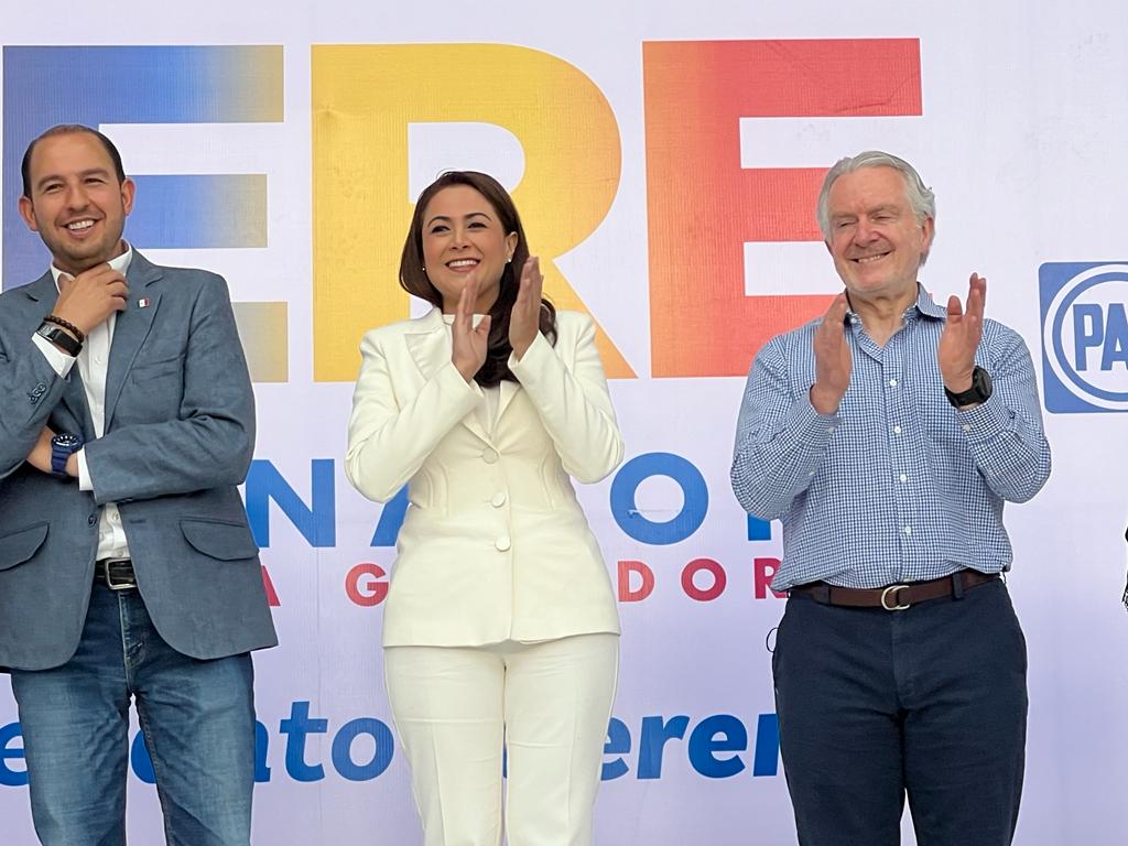Christianvonroe's tweet photo. El panismo está unido entorno a @TereJimenezE.
Su visión de un gobierno con valores, cercano y eficaz le darán la victoria. #LoQueQueremos.
¡Va por Aguascalientes!
@MarkoCortes @marianagc @EnriqueVargasdV @SantiagoCreelM. https://t.co/6JkmrIgSSJ