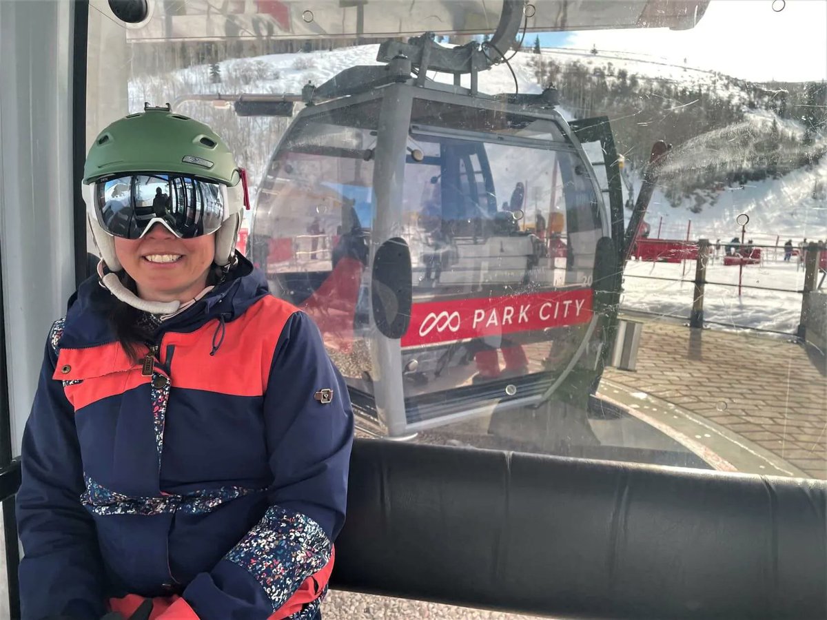 Nikkilee717's tweet photo. Park City is yet another example why Utah is the perfect spot for outdoor adventurers. My latest post gives you the top 5 reasons to visit in March and what you need to check out. #parkcity #snowboarding #mountains #Utah https://t.co/B3kOVicnx3 https://t.co/QkFt6UwgSO