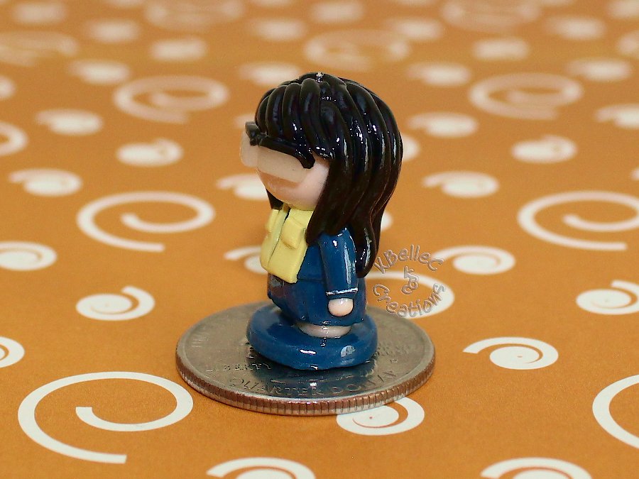 KBelleC's tweet photo. Standing at about 1" tall (≈2.54 cm) is an #Ohno-inspired miniature figurine from Diary of Our Days!
#polymerClay #Sculpey #Premo #handmade #fanArt #kawaii #chibi #otaku #anime #manga #MakotoOhno #HoukagoTeibouNisshi #DiaryOfOurDaysAtTheBreakwater #KBelleC #ClumsyArtistCreations https://t.co/joOgnpTVXo