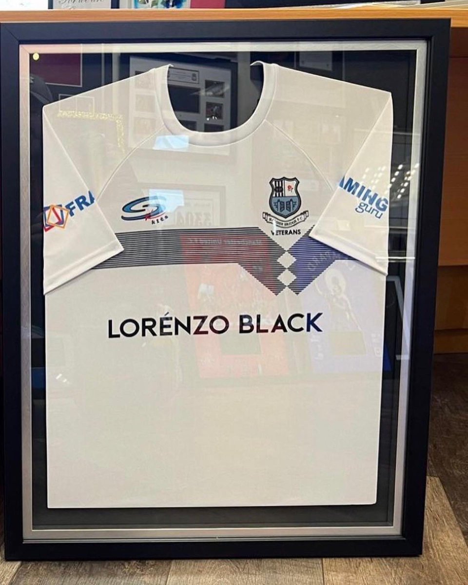 Lorenzoblackuk's tweet photo. Football has been a massive part of us, and it was through the beautiful game that the brand name Lorénzo Black was made! Bamber Bridge vets have been an amazing support network on and off the pitch for the brand, so we couldn’t pass at the opportunity to sponsor the main kit🖤 https://t.co/CdP098I2gr