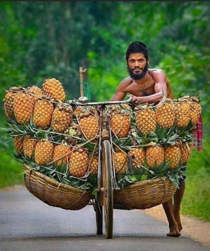 Símbolo swiger piña volteada. Aquí está una piñita para cada amistad swinger. Toma la tuya😉😁🙃