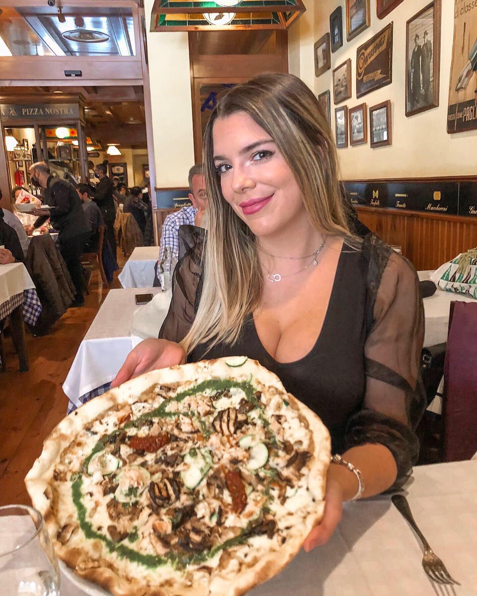silviagrueso's tweet photo. Estoy de sorteo por Instagram y podéis ganar una comida/cena para dos. 🤗

Os dejo el link de la publicación y también lo podéis compartir por si le llega a alguien que le interese. 😋

https://t.co/njckfN4vXI https://t.co/39ivPMYyKT