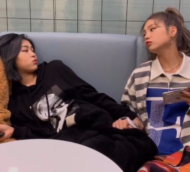 Army7Girl1's tweet photo. Best friends....💕💗💞 https://t.co/eylOqigDUJ