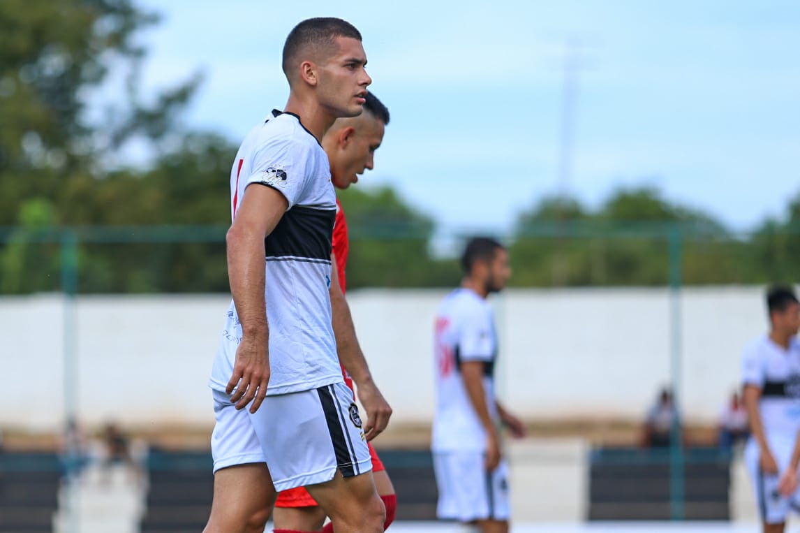 APFPrimeraB's tweet photo. #APFPrimeraB ⚽

⌚40'

➡️ #OlimpiaDeItá 0
➡️ #3DeFebrero 1

🗓 Fecha 2. https://t.co/9tff96Z33q